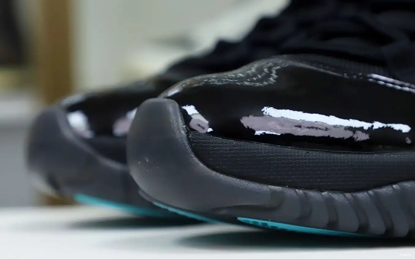 BLUE JORDAN AIR RETRO 11 GAMMA 0628